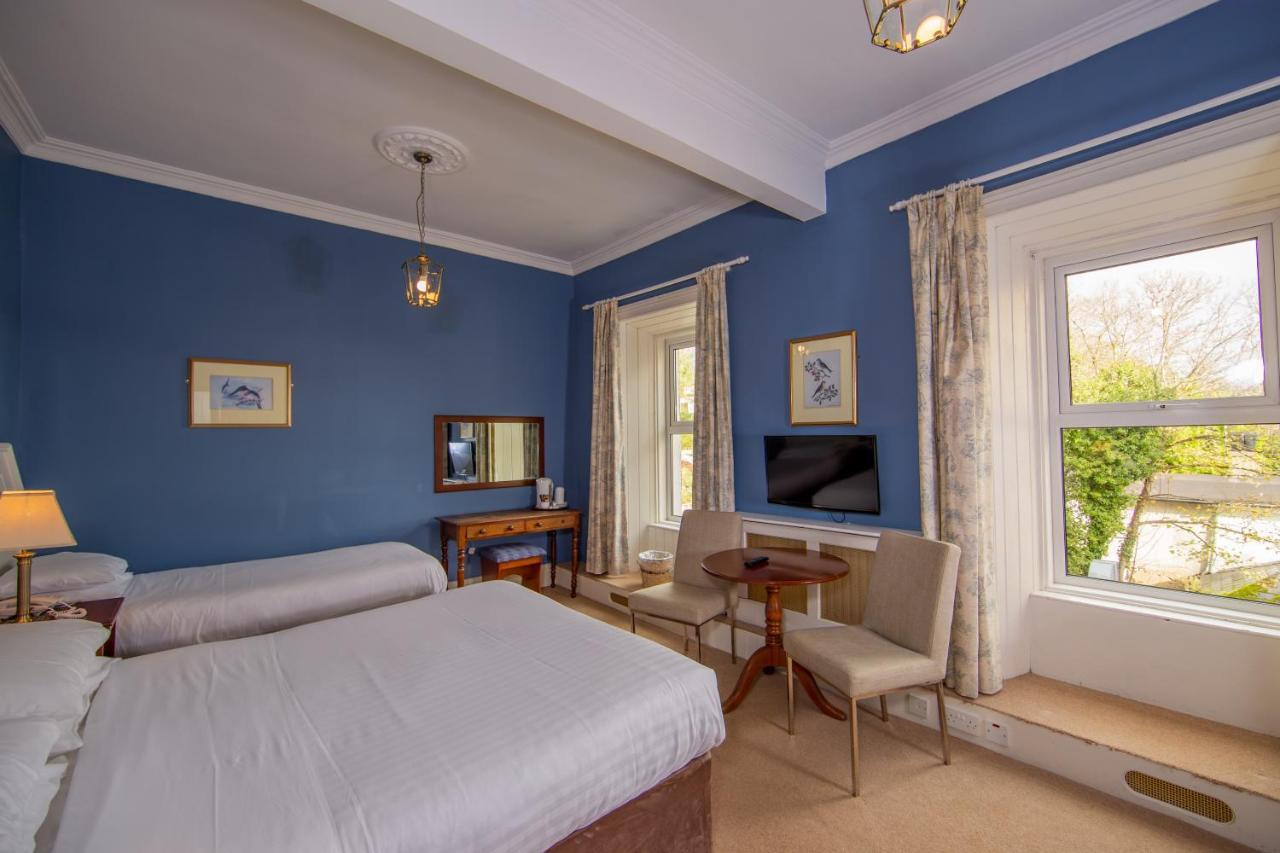 קליפדן Foyles Hotel מראה חיצוני תמונה